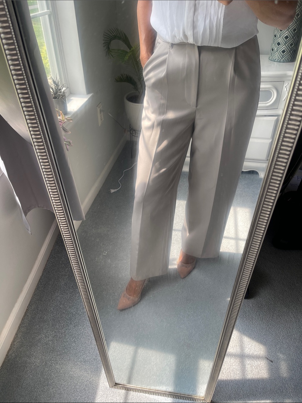 Streetwear Society High-Rise Wide-Leg Trousers in Light Taupe